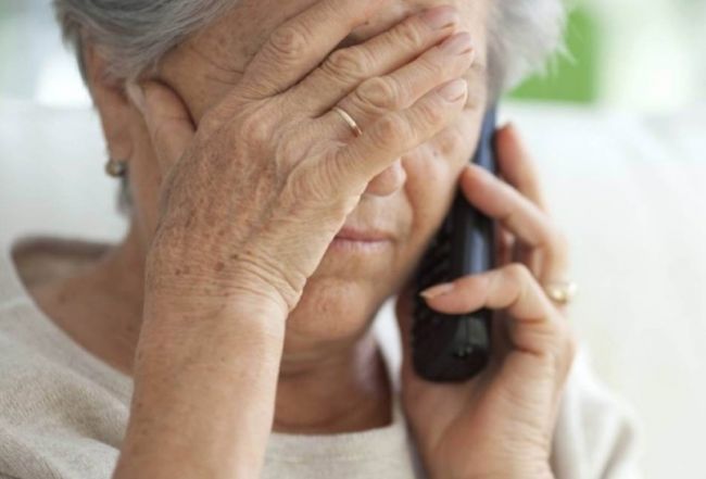 76-летнюю ухтинку 5 часов удерживали на связи мошенники